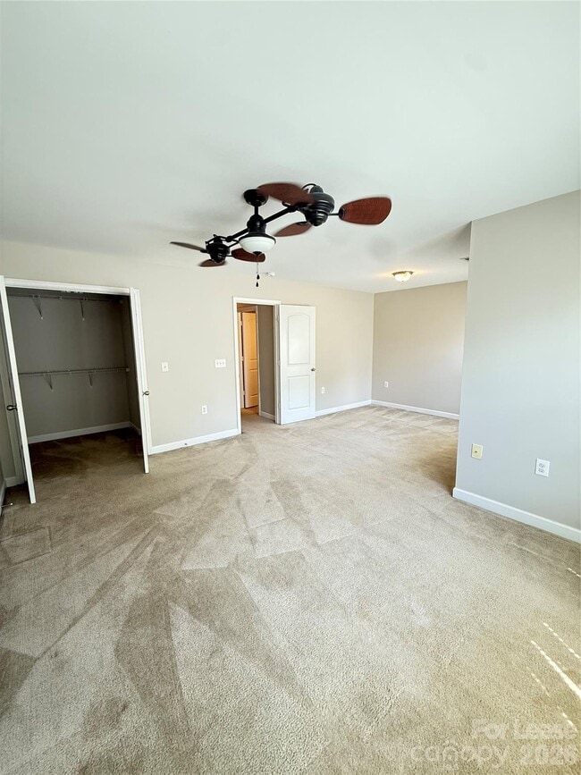 Building Photo - 5675 Stafford Rd