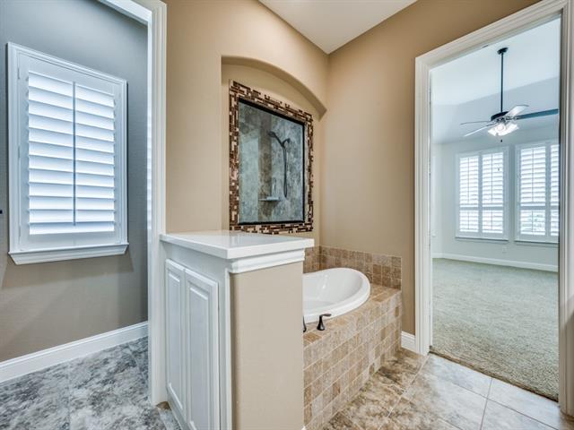 Building Photo - 7408 Durand Dr