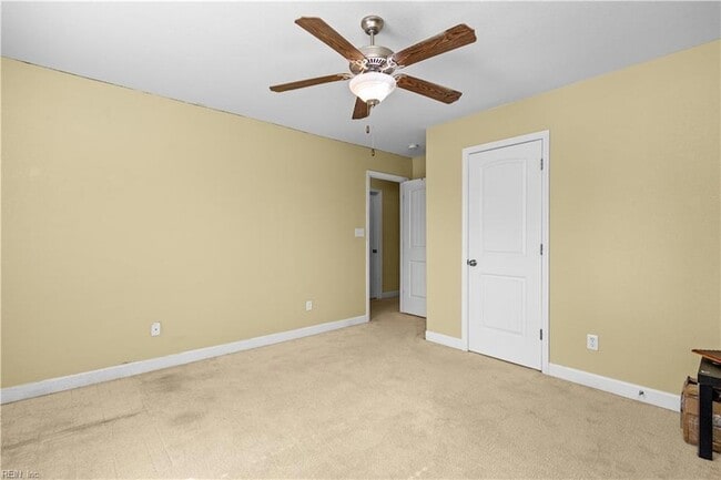 Building Photo - 3424 E Bonner Dr