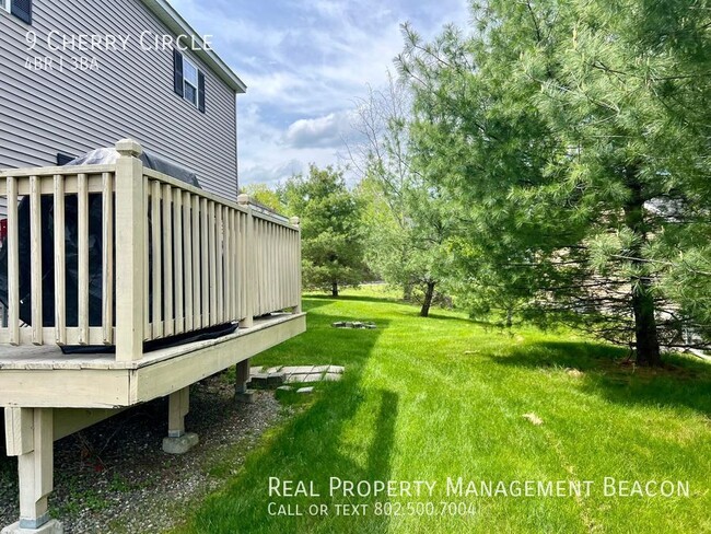 Building Photo - 9 Cherry Cir