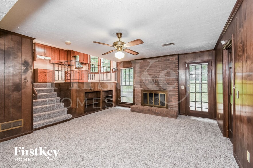 Building Photo - 3021 Wendwood Dr