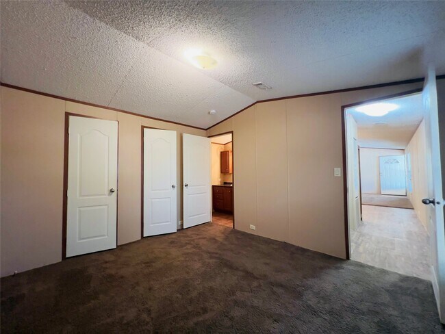 Building Photo - 788 County Rd 3479J