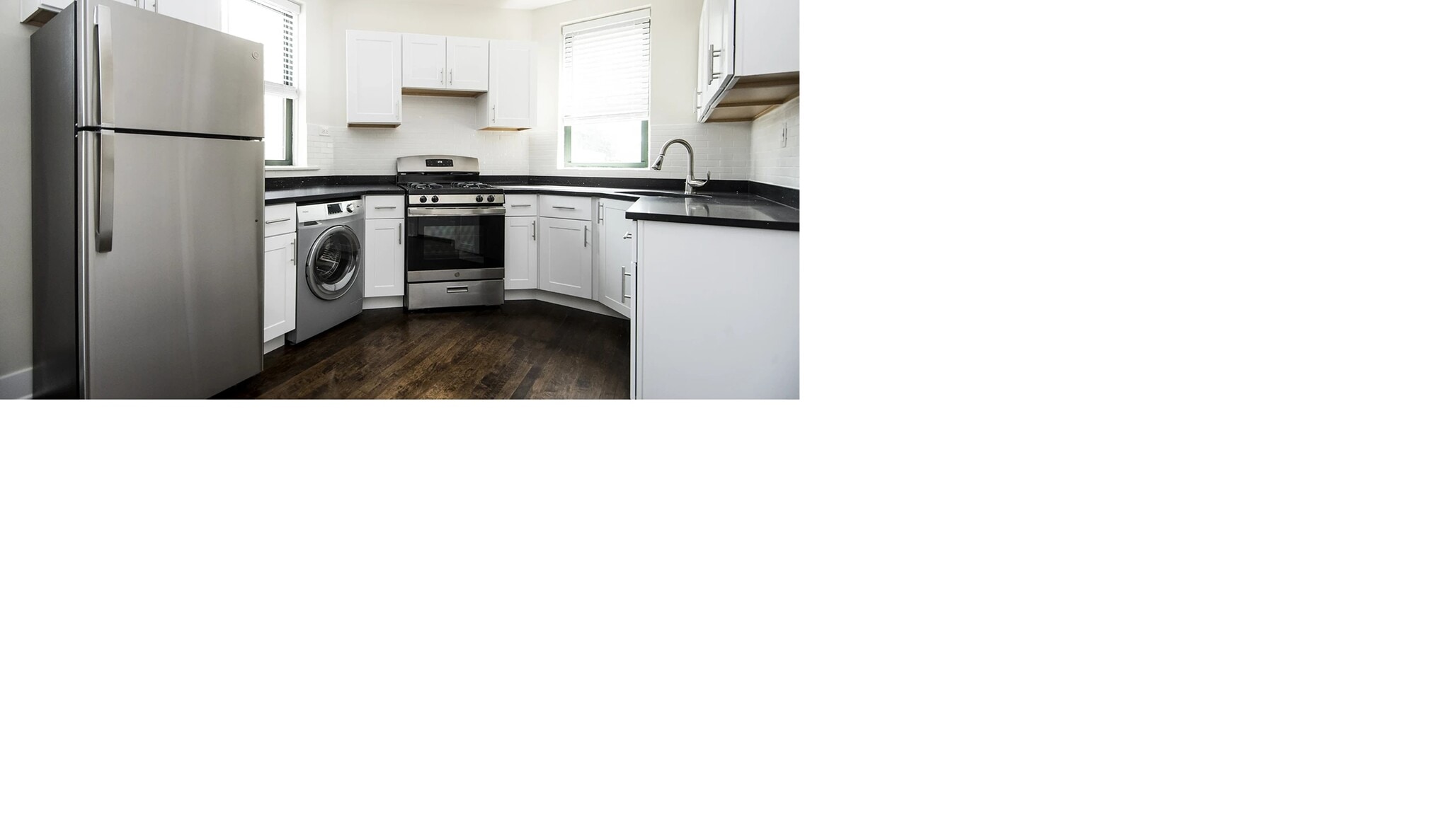 Building Photo - 3839 N Greenview Ave