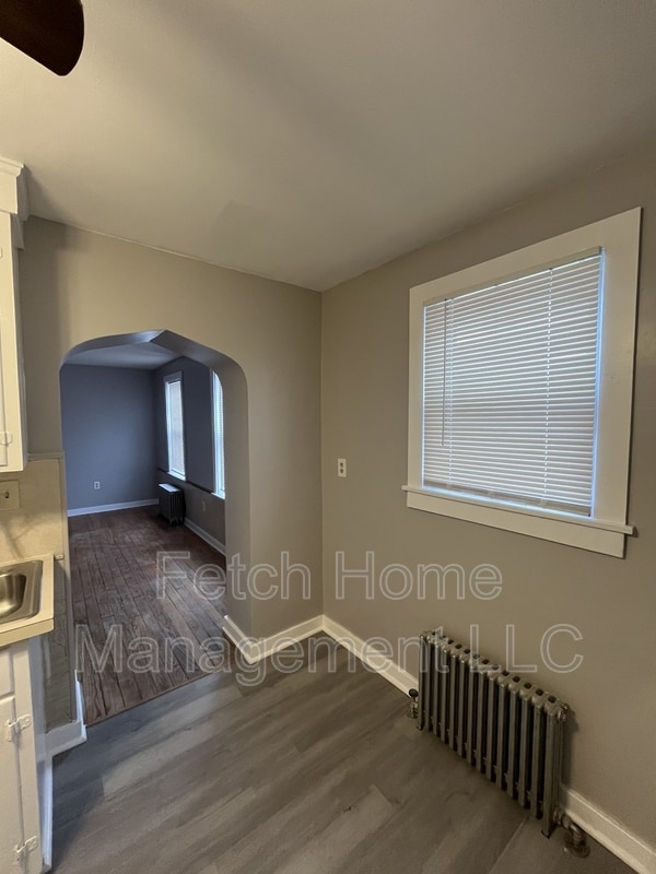 Building Photo - 414 New St