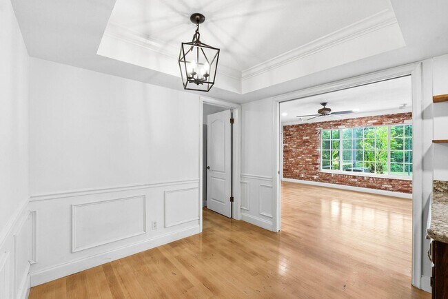 Building Photo - 7221 SW 7th St