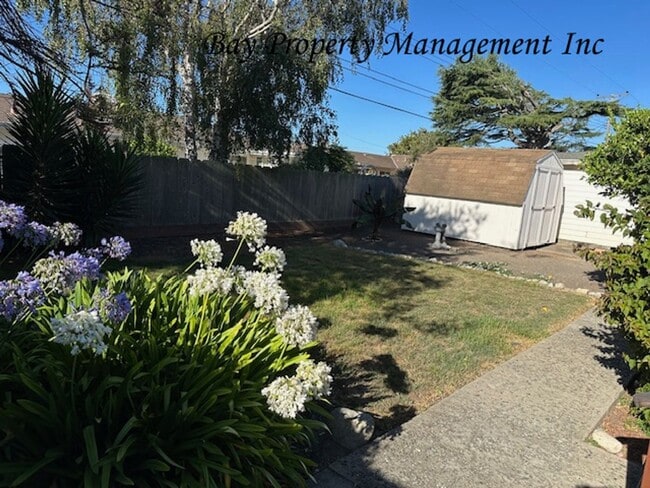Building Photo - Lovely 3-Bedroom, 2-Bath Home Near Mission...