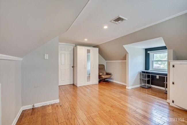 Building Photo - 111 Sonora Ave