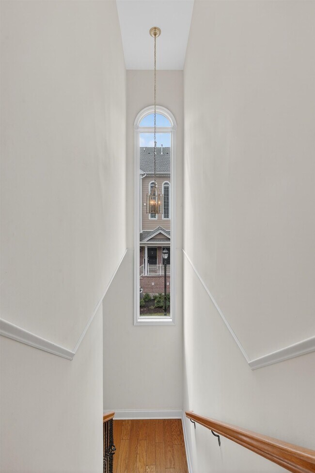 Building Photo - 354 Oswego Ct