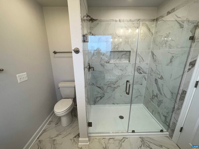 Building Photo - 5178 Golf Dr