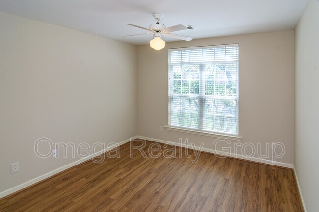 Building Photo - 4608 Fairfax Ct