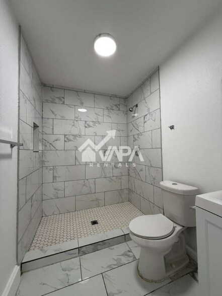 Building Photo - 7119 Westlyn Dr