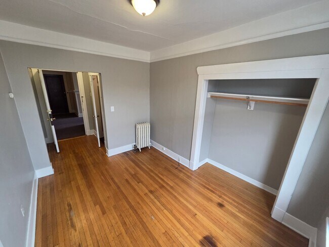 Interior Photo - Seward Apartments