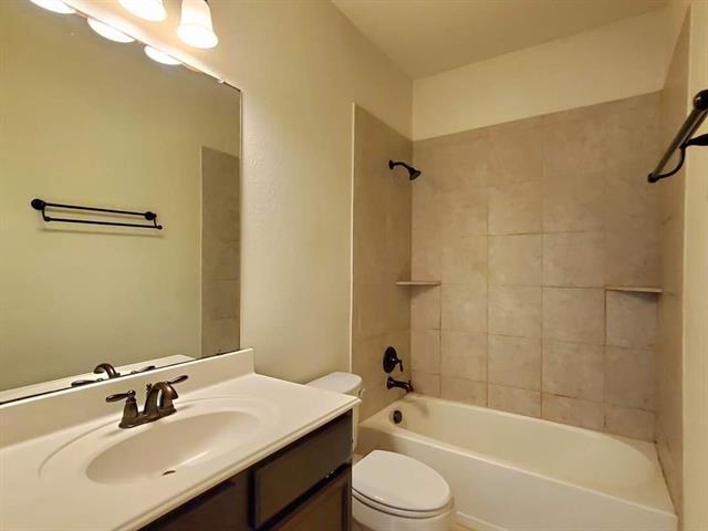 Building Photo - 417 Winchester Dr