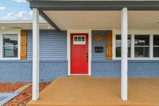Building Photo - 5720 E 29th St