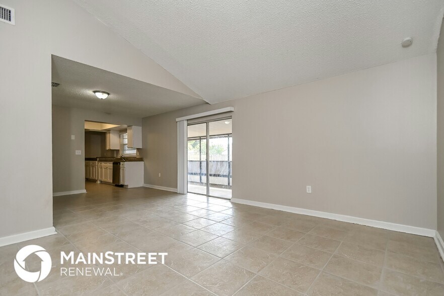 Building Photo - 437 Olinda Ct