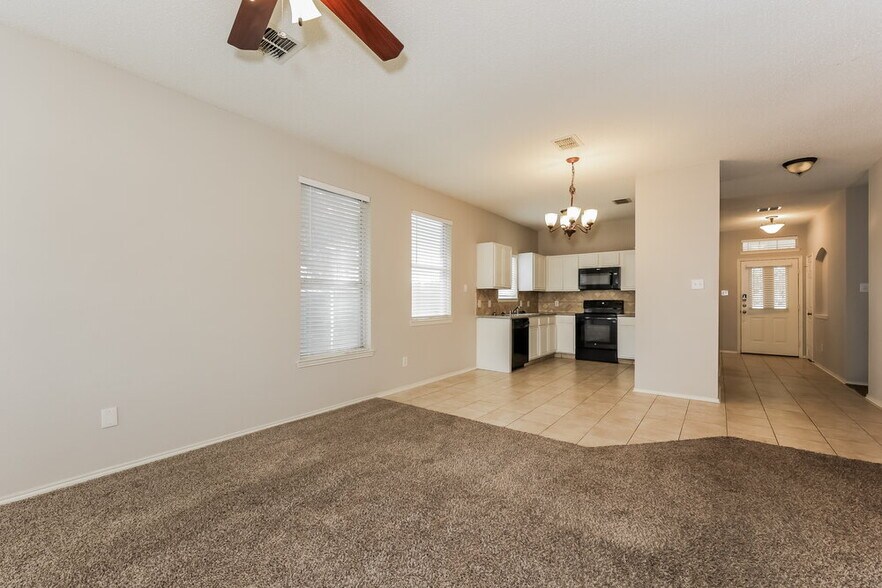 Building Photo - 1101 Trinity Trail