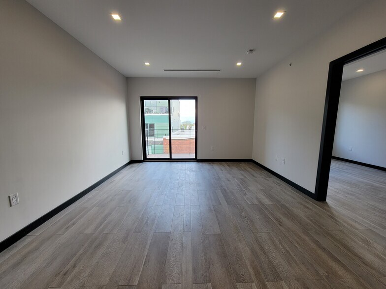 Building Photo - 2020 Dreer St