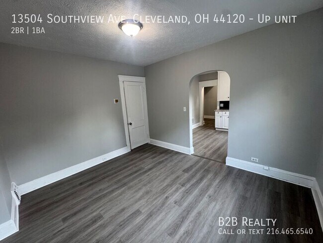 Building Photo - 13504 Southview Ave