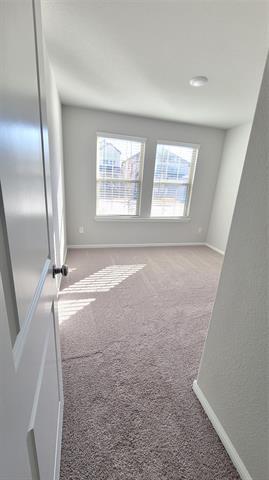 Building Photo - 418 Wydown Dr