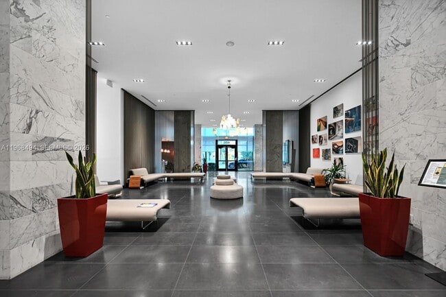 Building Photo - 1600 NE 1st Ave