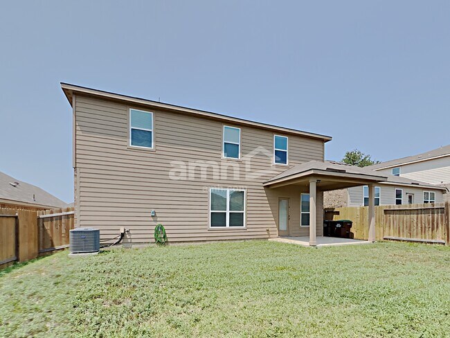 Building Photo - 7734 Watersedge Cove