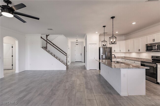 Building Photo - 14599 Cantabria Dr