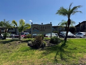 Building Photo - 832 Coriander Dr