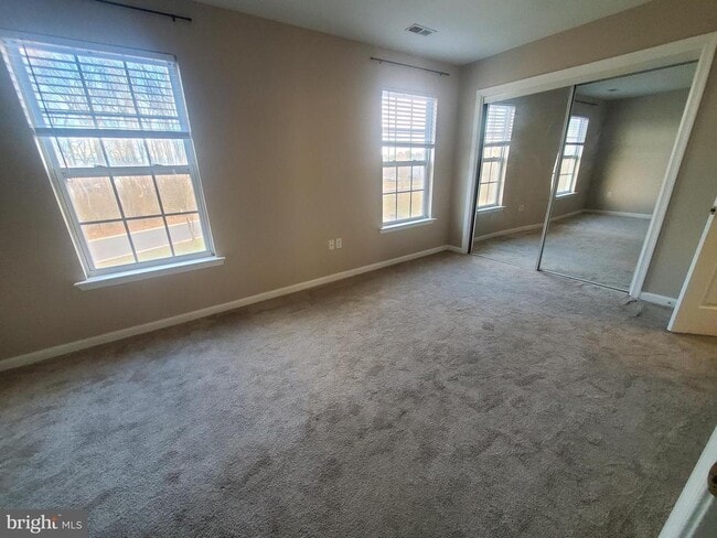 Building Photo - 132 Bay Hill Ln