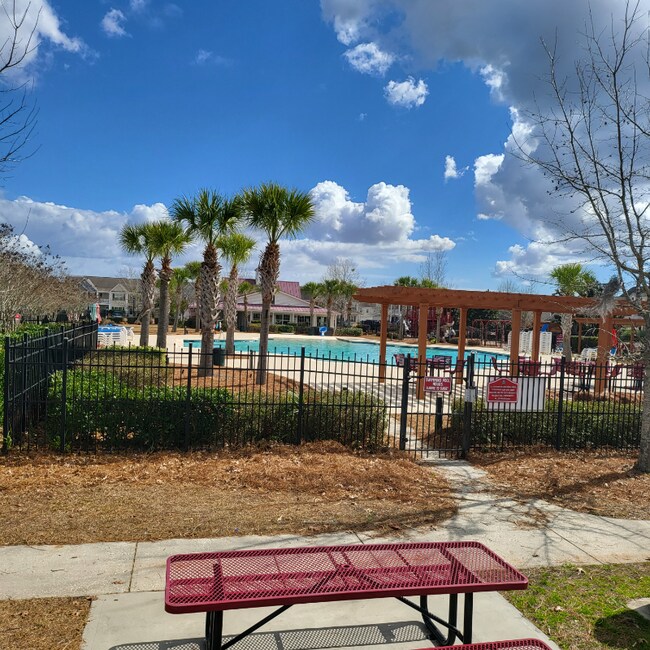 Building Photo - 1 Godley Park Way