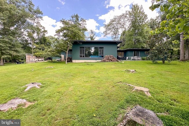 Building Photo - 108 Rosedale Ln