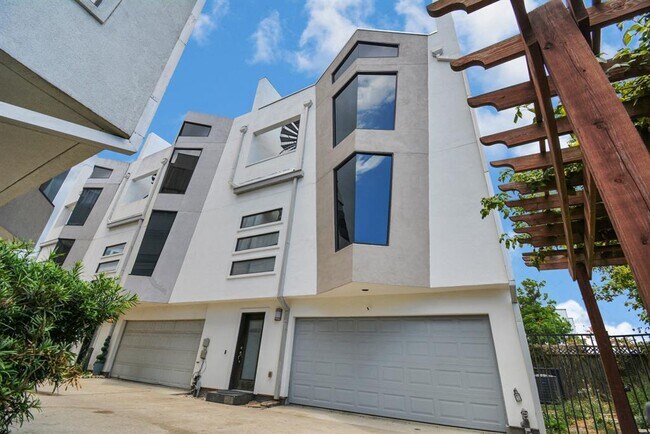 Building Photo - 4608 Nett St