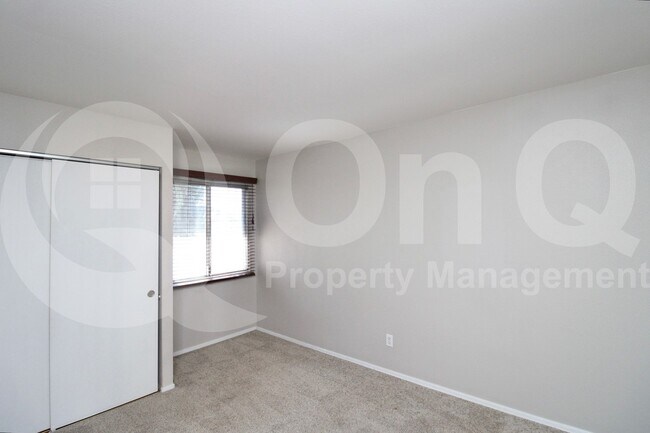 Building Photo - 6737 S Newberry Rd