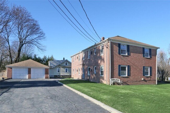 Building Photo - 1 Rockland Ave