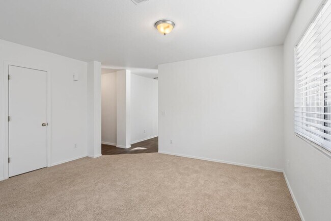 Building Photo - 6653 S Via Vista De Santa Cruz