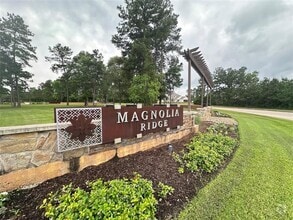Building Photo - 615 Magnolia Creek Dr
