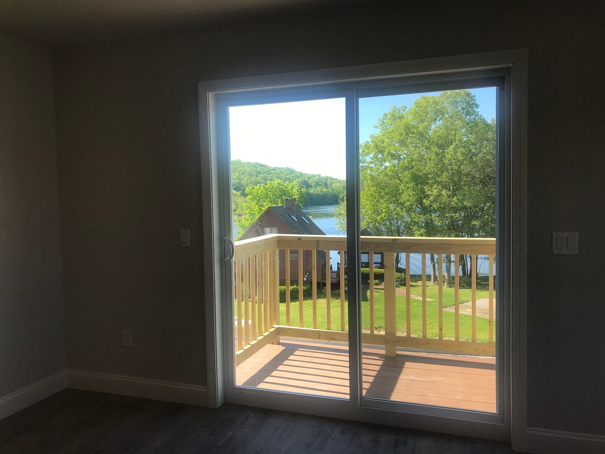 Building Photo - 283 Boston Post Rd