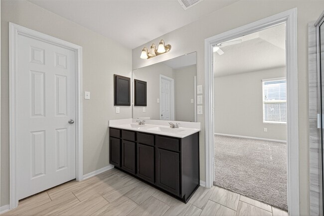 Building Photo - 2122 Artic Loon Dr