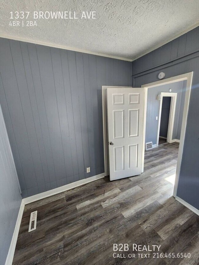 Building Photo - 1337 Brownell Ave