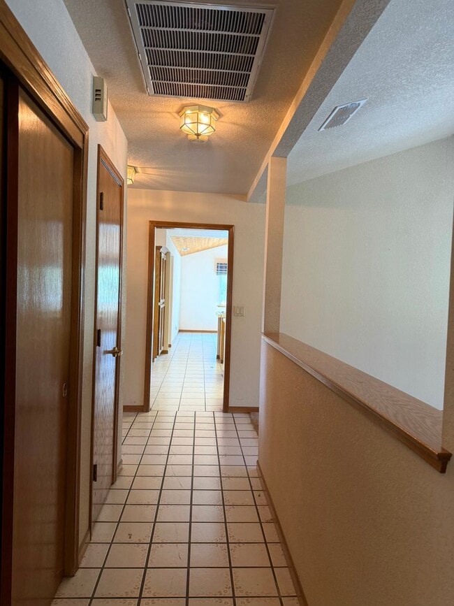 Building Photo - 5523 Freeman Cir