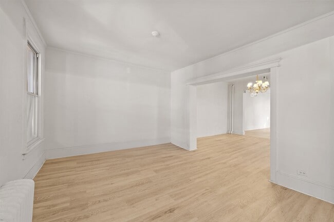 Building Photo - 391 Fairmount Ave
