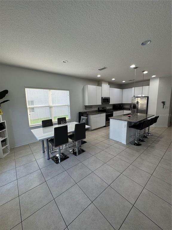 Building Photo - 8057 Sweet Orange Ave