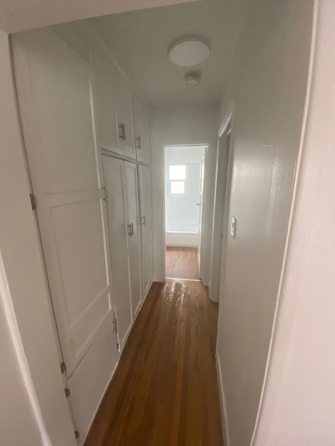 Floorplan - 17037/17043/17049 Vanowen St.
