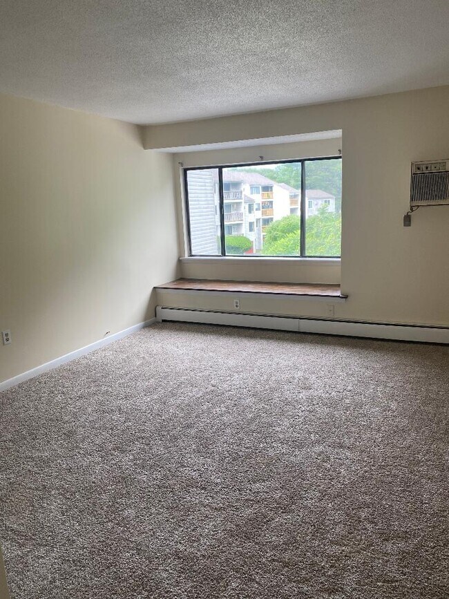 655 Talcottville Rd 655 Talcottville Rd Vernon CT 06066 Apartment