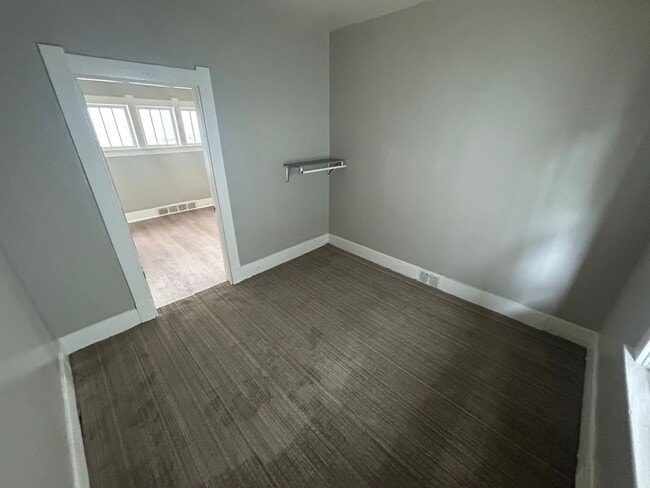 Building Photo - Charming 2-Bedroom Home Near Five Points