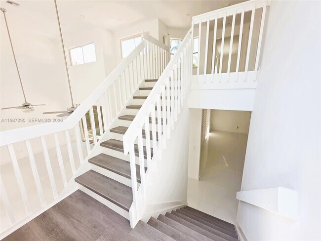 Building Photo - 16404 Diamond Head Dr