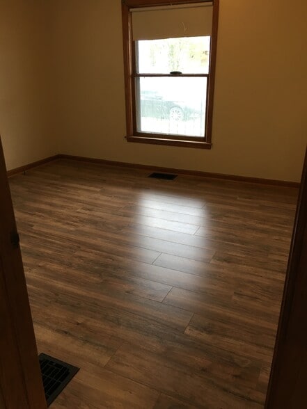 Building Photo - 55 Jarvis St