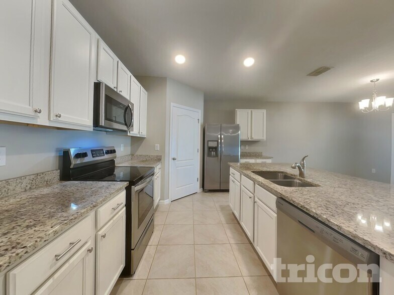 Building Photo - 3108 Bethpage Loop