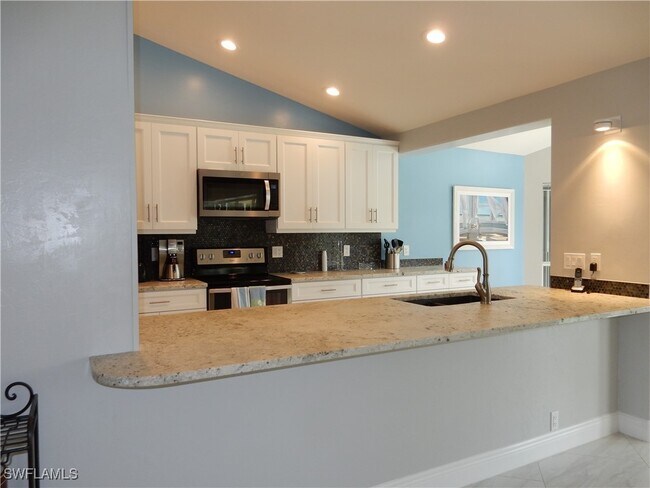 Building Photo - 13080 Bridgeford Ave