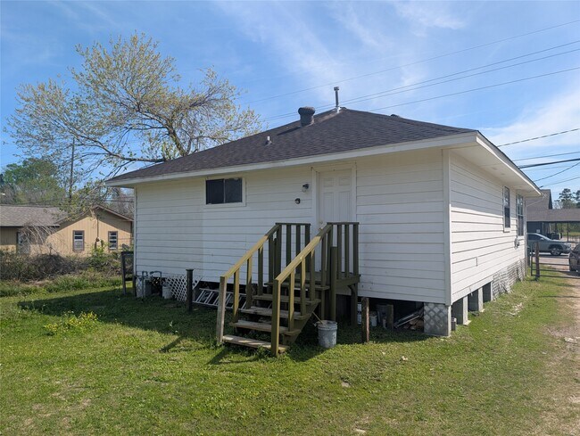 Building Photo - 8901 Humble Westfield Rd