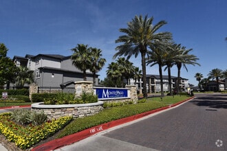 Building Photo - Montelago